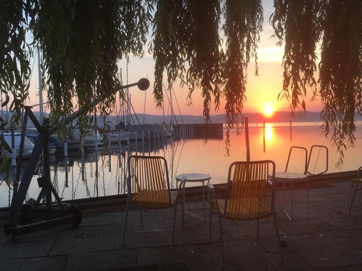Zwischen Hafen Und Strandbad Констанц Экстерьер фото